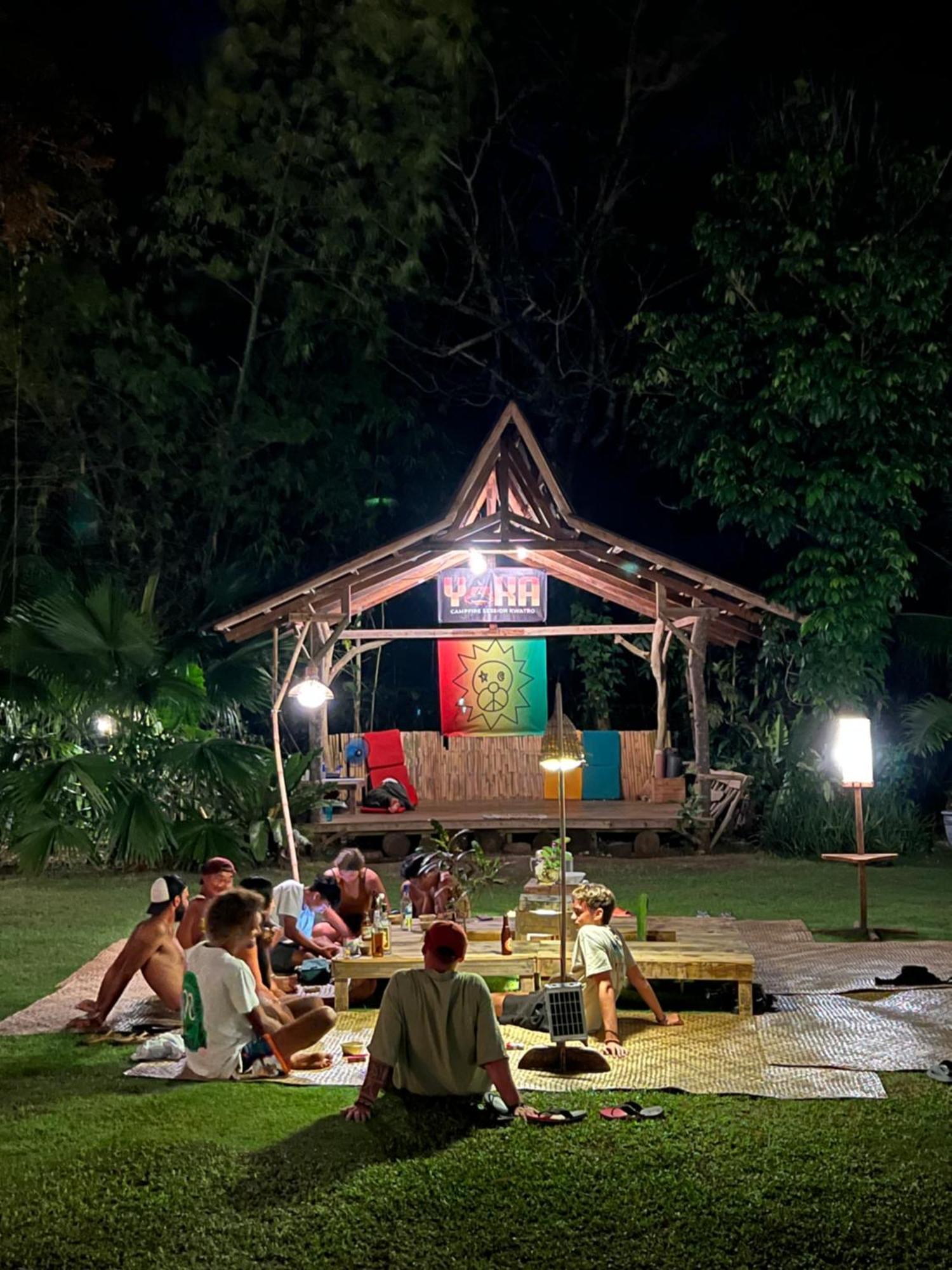 פנגלאו Peaceland Hostel מראה חיצוני תמונה