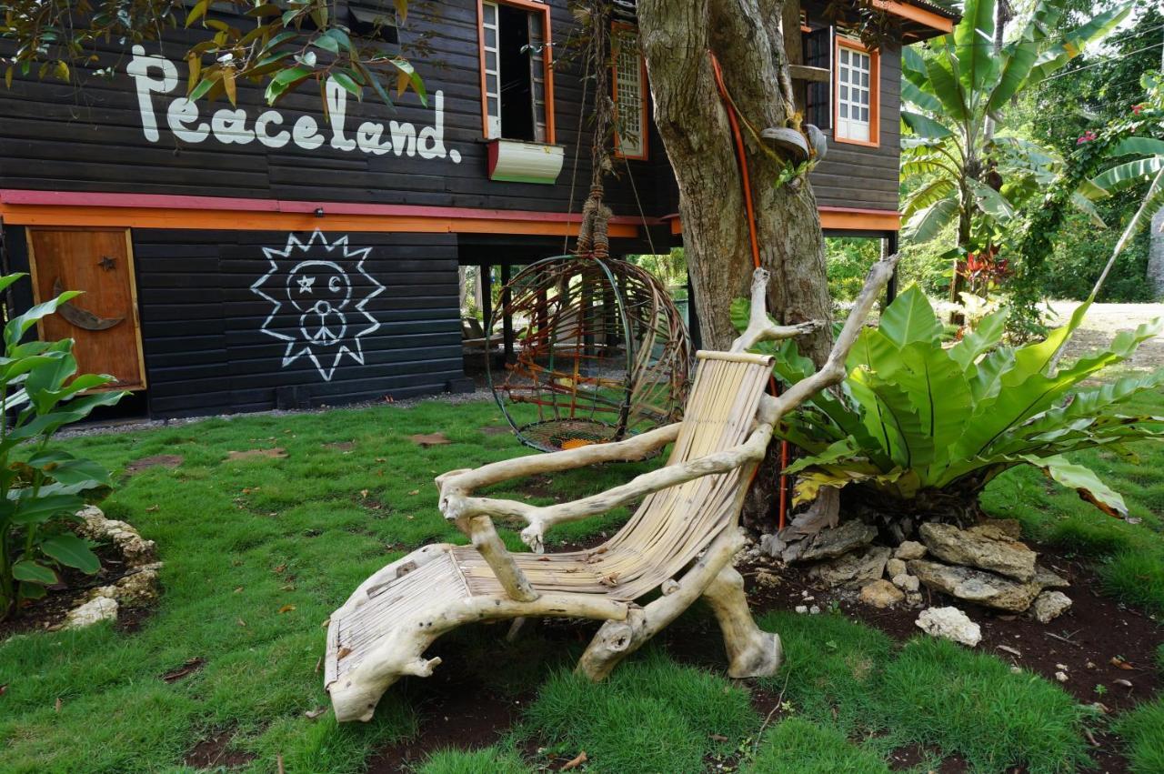 פנגלאו Peaceland Hostel מראה חיצוני תמונה